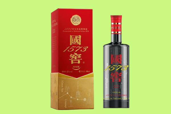 虎丘区回收国窖1573.jpg